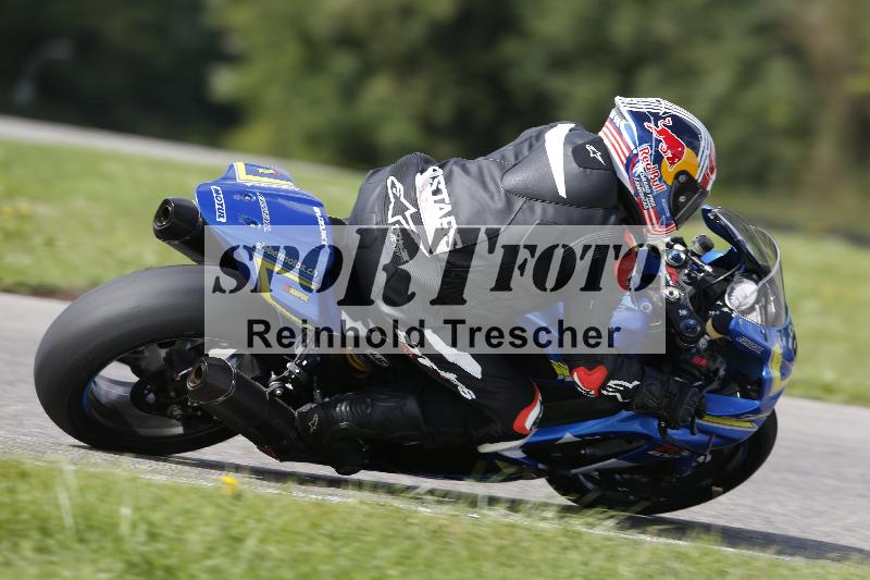 Archiv-2025/53 16.09.2025 Track Day Domi Aegerter ADR/Gruppe gruen/86